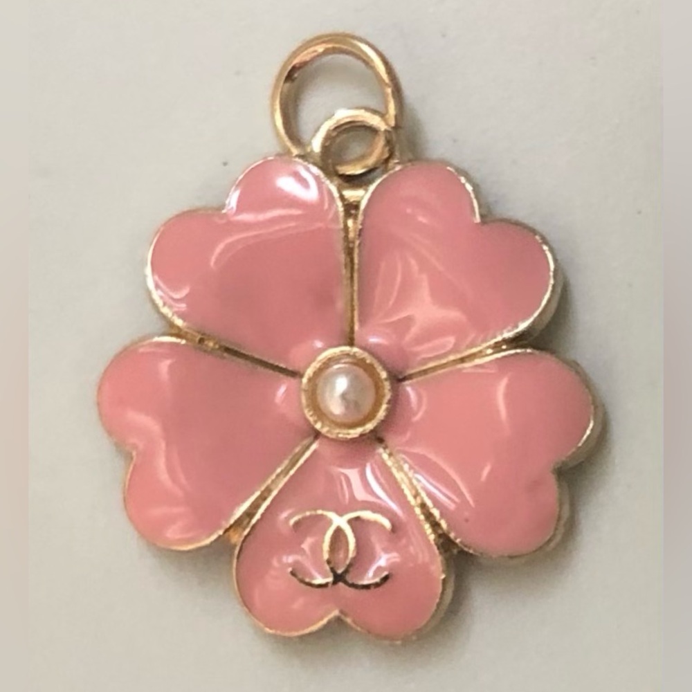 Flower Zipper Pull Heart Flower Charm Stamped on back w/ Dust Bag